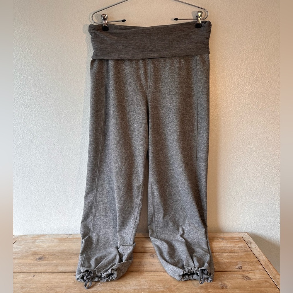Lululemon Gray Lounge Pants Size 10